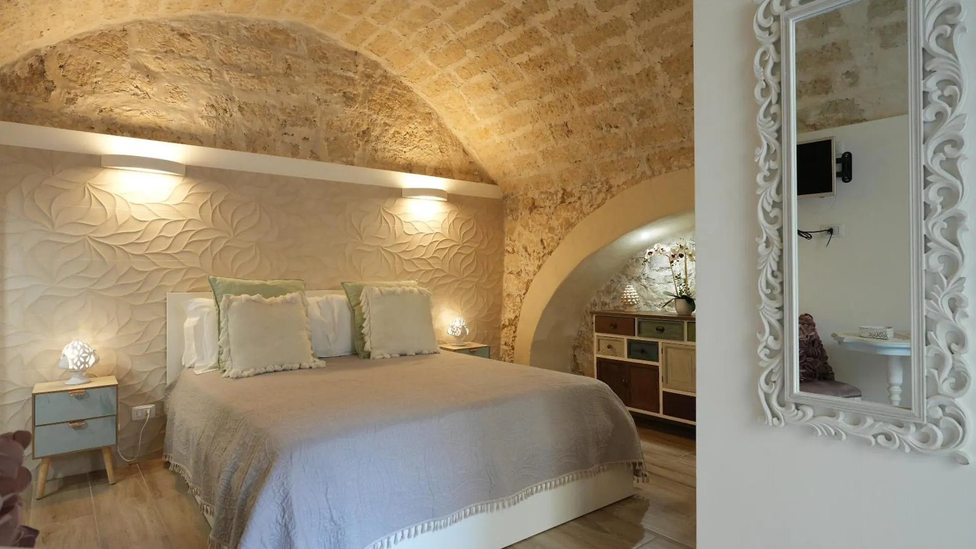 Soleil Guest House Bari 0*,  Italy